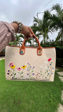 Load image into Gallery viewer, Gardenia tote
